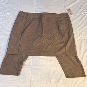 Sport Snoga Smoke Brown Women's Athletic Skirt with 3/4 Length Leggings Size 3X